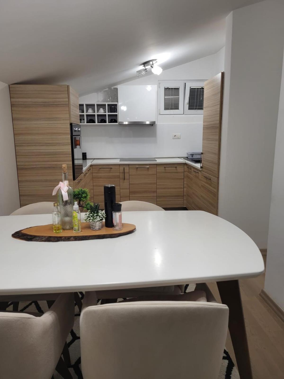Matkovic Residence Тиват Экстерьер фото