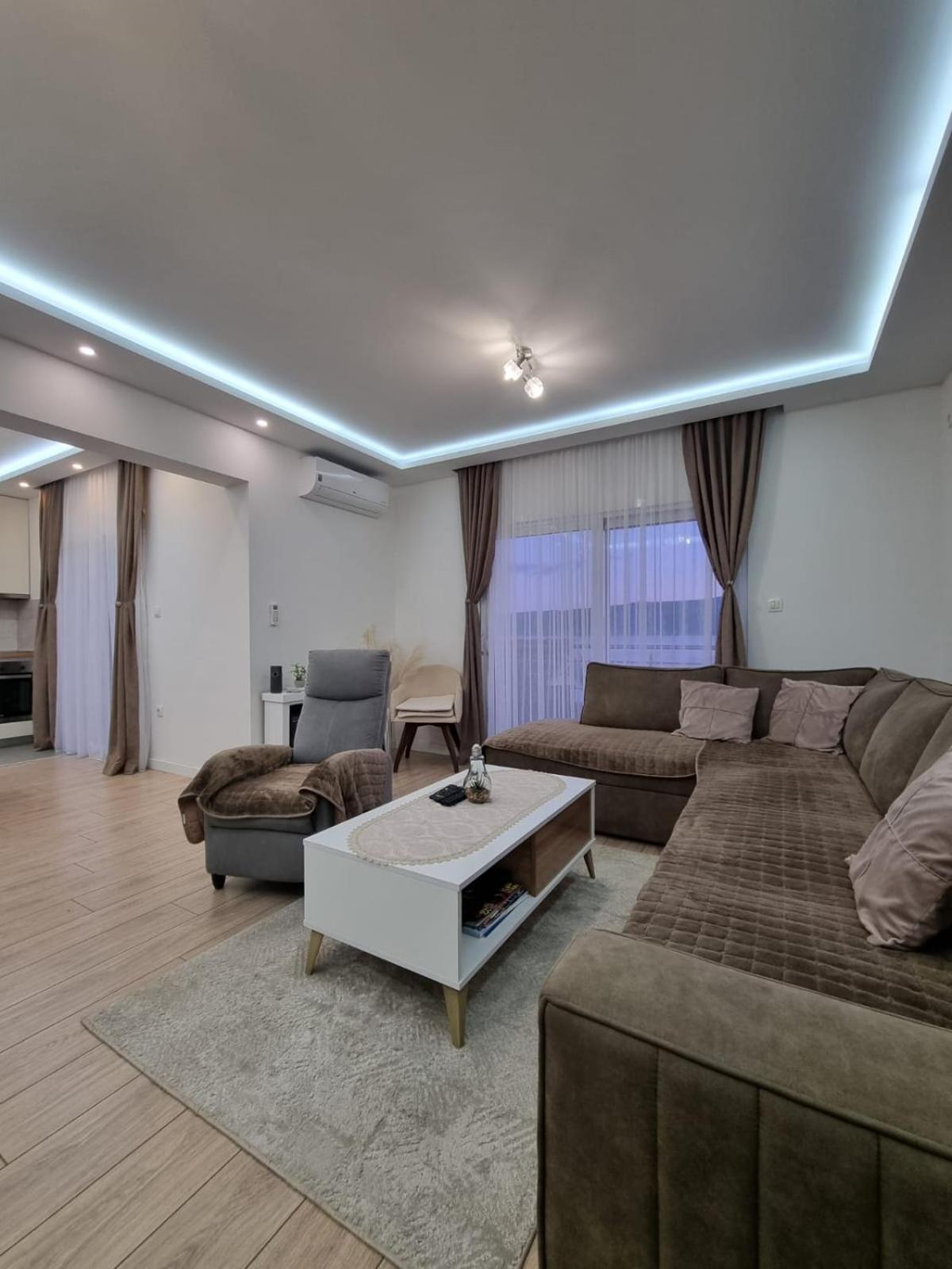 Matkovic Residence Тиват Экстерьер фото